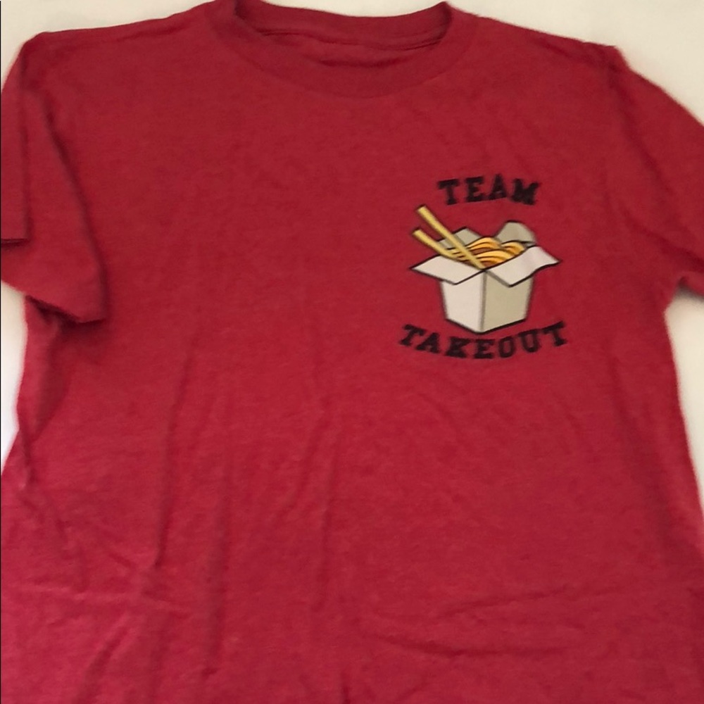 Boys graphic T size small